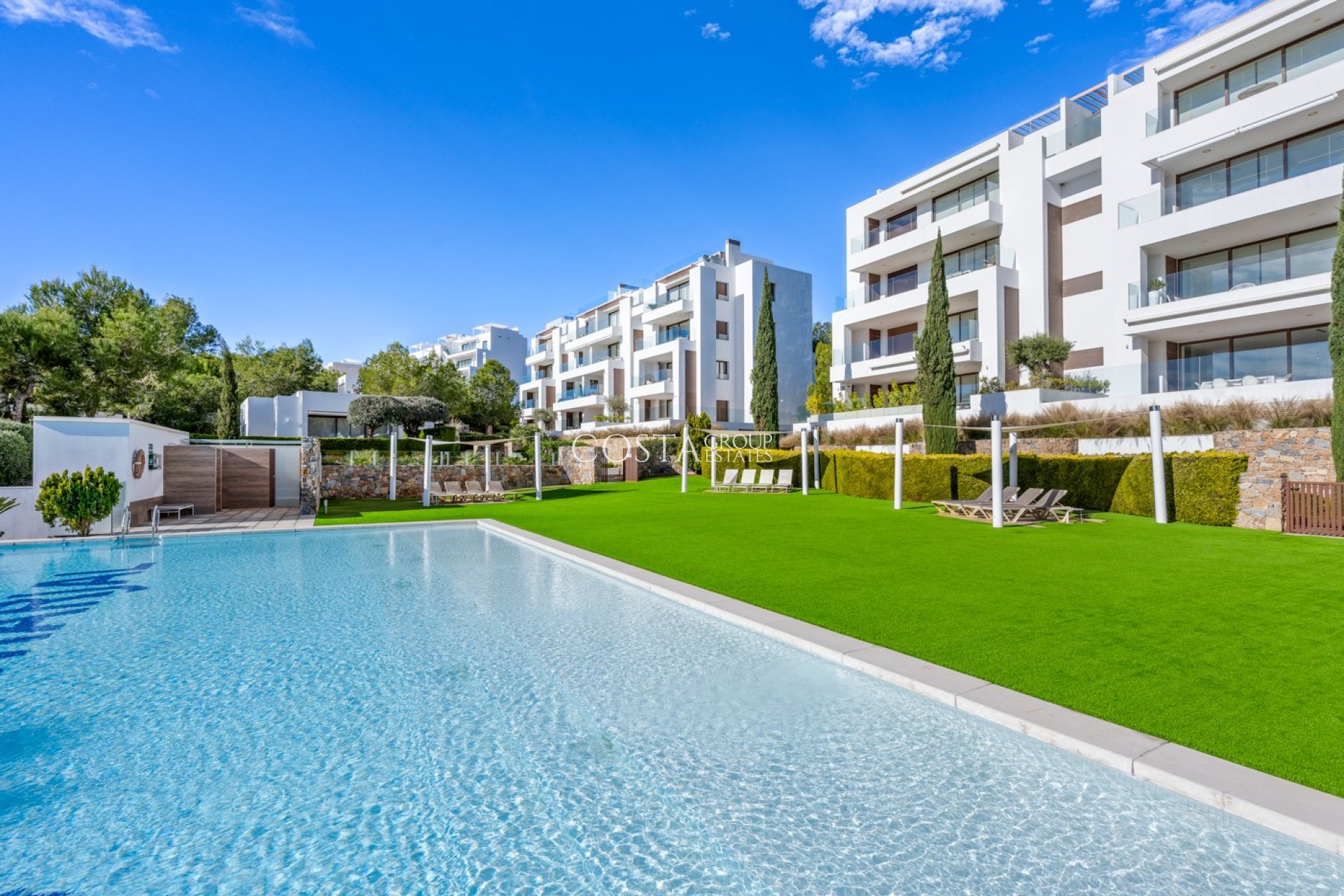 Resale - Apartments -
Las Colinas Golf