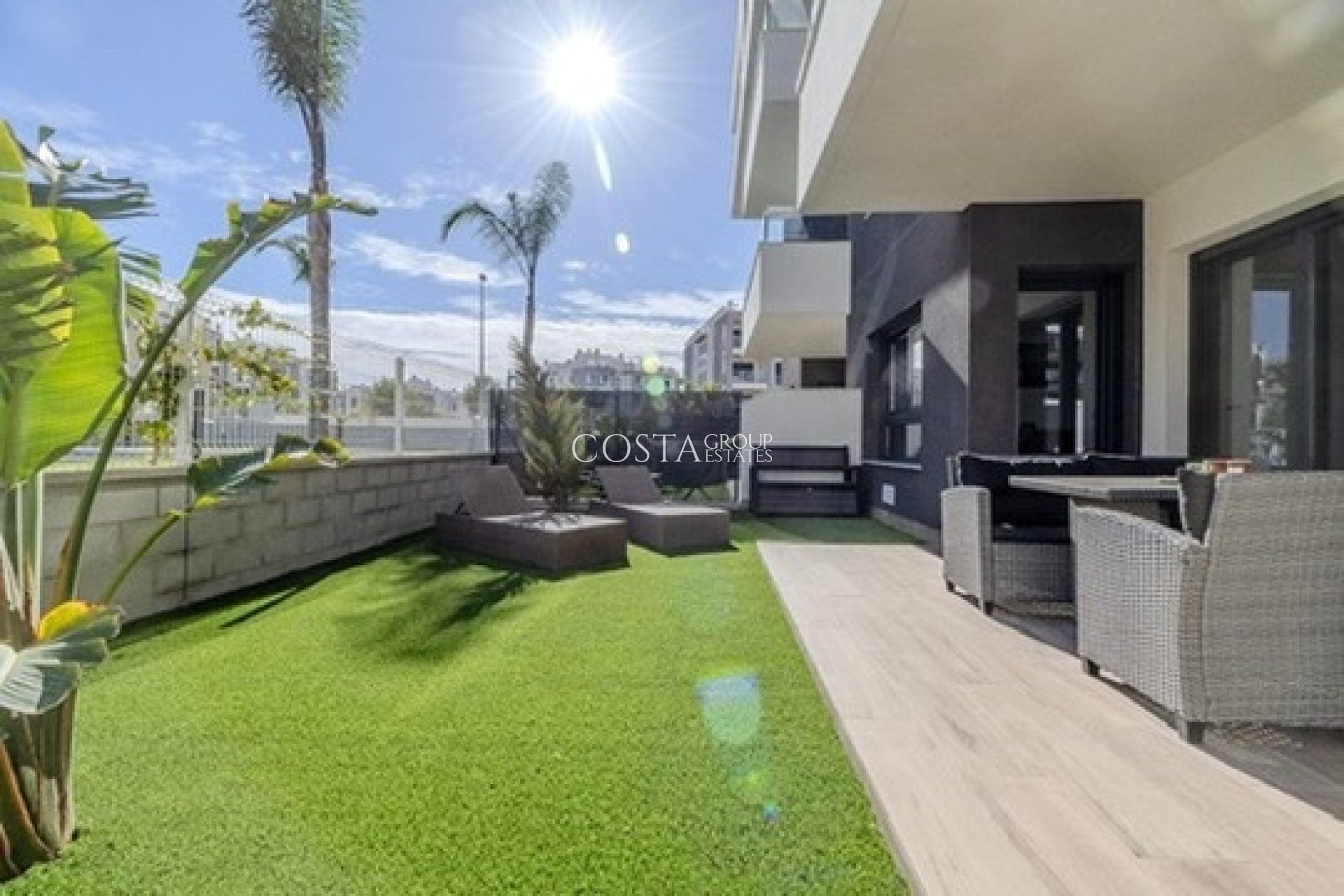 Resale - Apartments -
 - Las Filipinas
