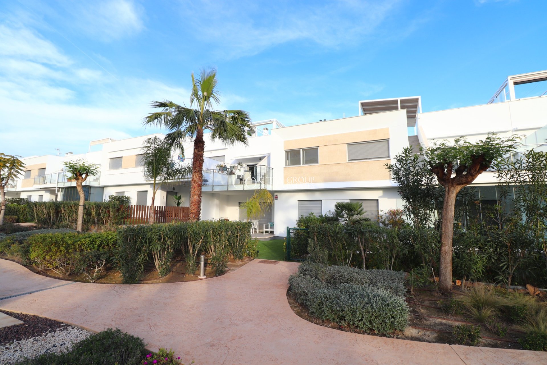 Resale - Apartments -
Los Montesinos - Entre Naranjos