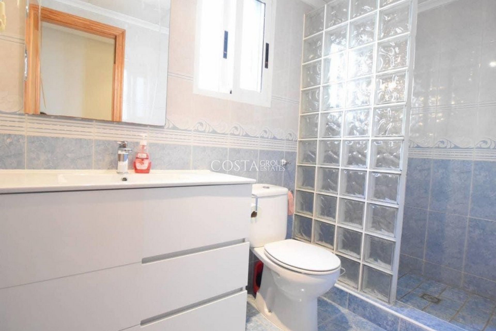 Resale - Apartments -
Los Montesinos - Los Montesinos Centro