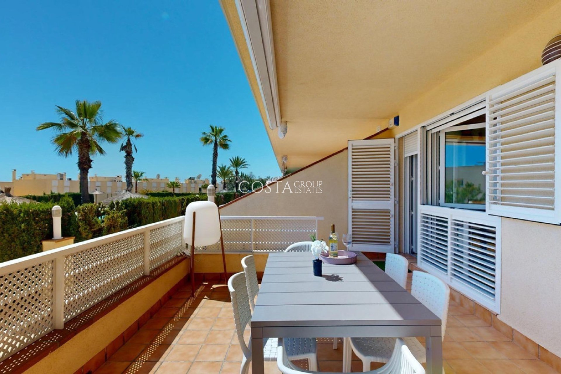 Resale - Apartments -
Orihuela - Campoamor