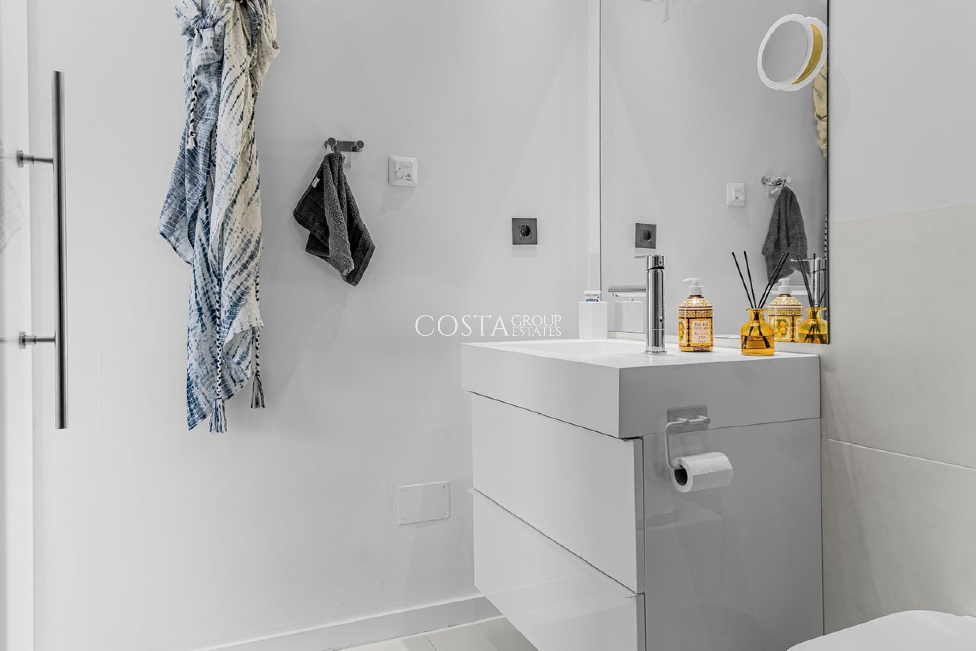 Resale - Apartments -
Orihuela Costa - Cabo Roig