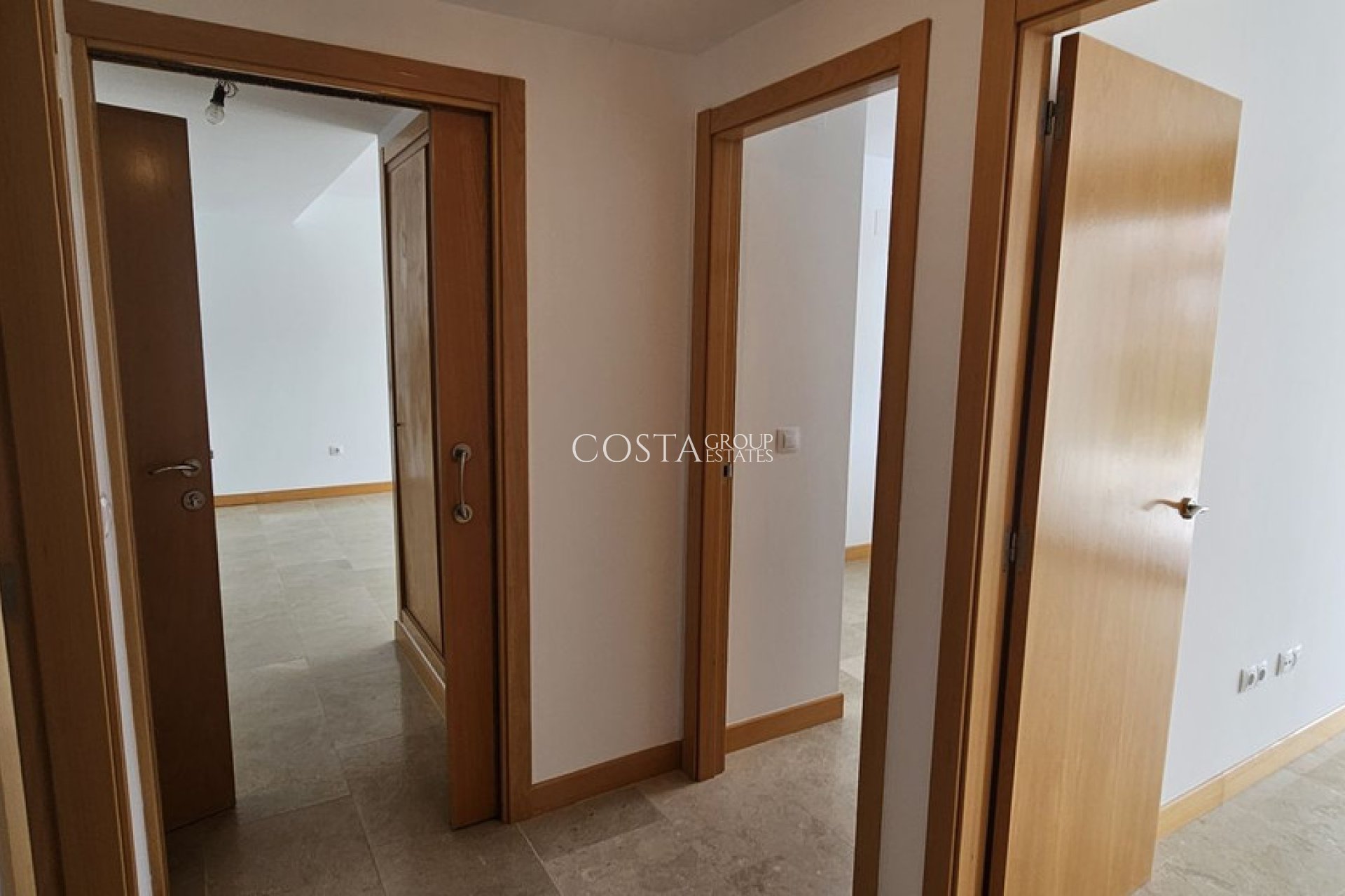 Resale - Apartments -
Orihuela Costa - Campoamor R-5