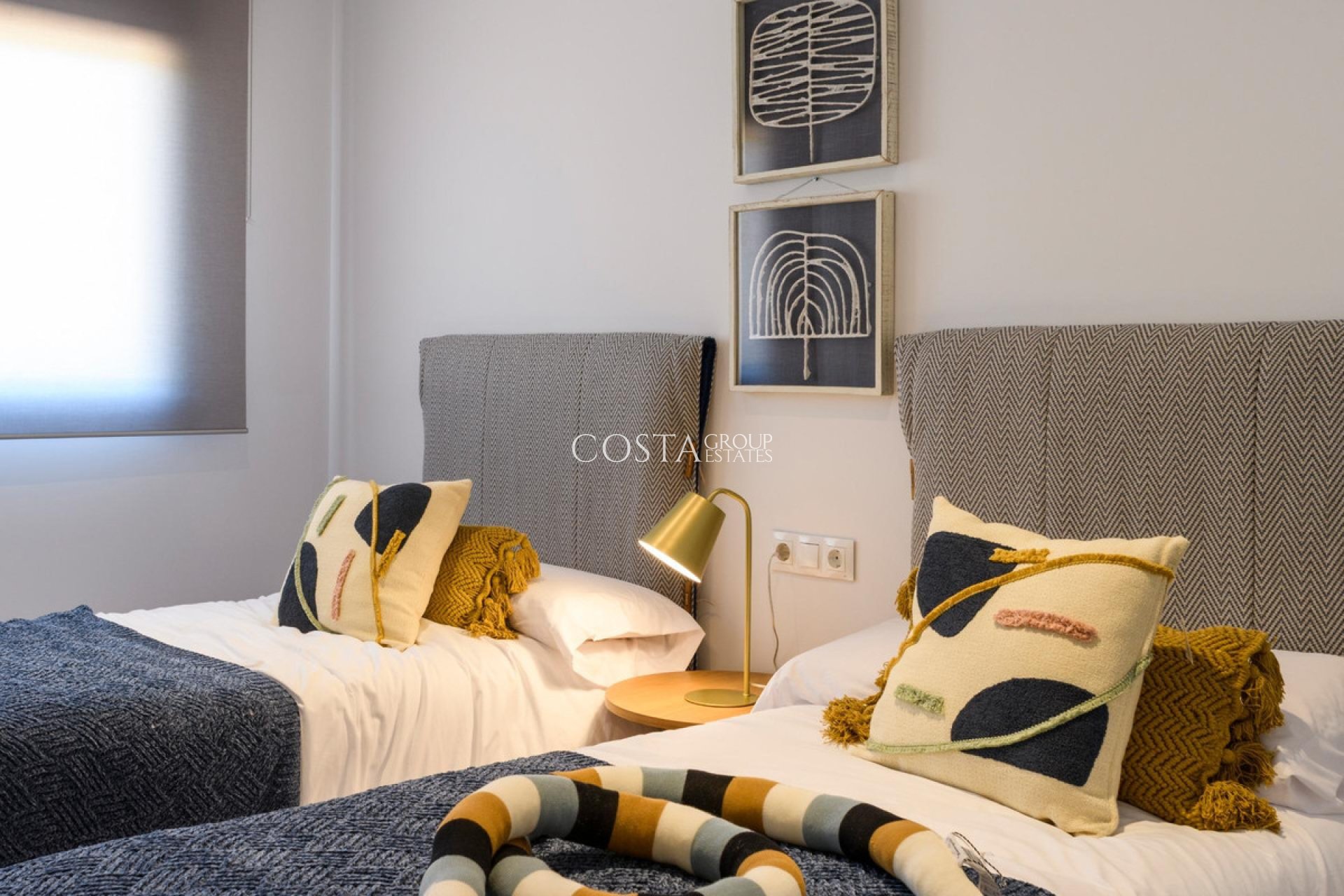 Resale - Apartments -
Orihuela Costa - Campoamor