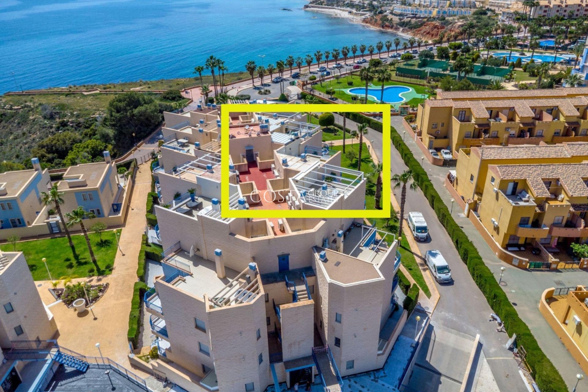 Resale - Apartments -
Orihuela Costa - Campoamor