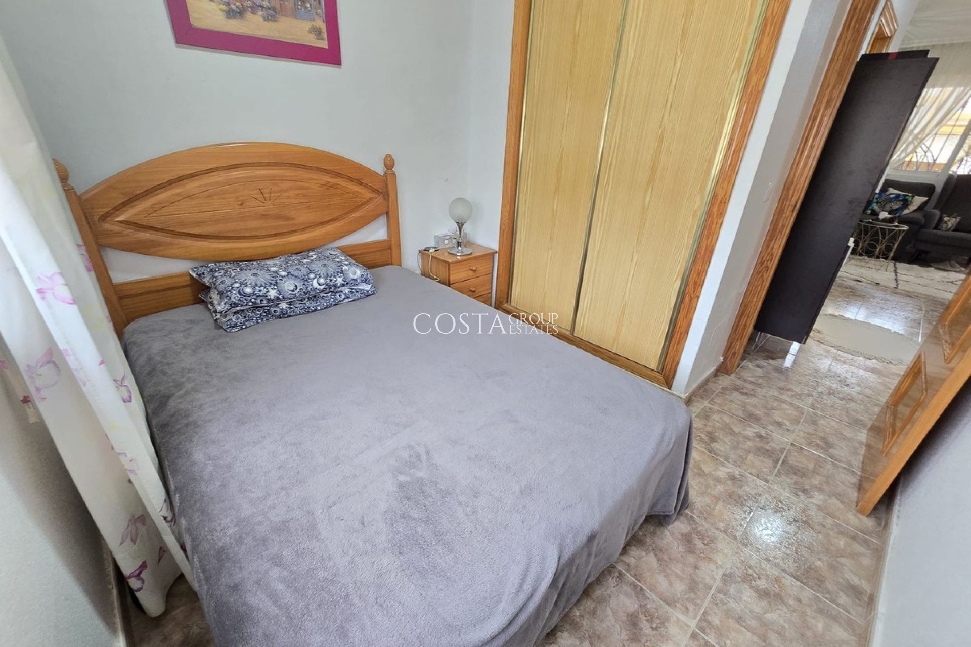 Resale - Apartments -
Orihuela Costa - La Florida