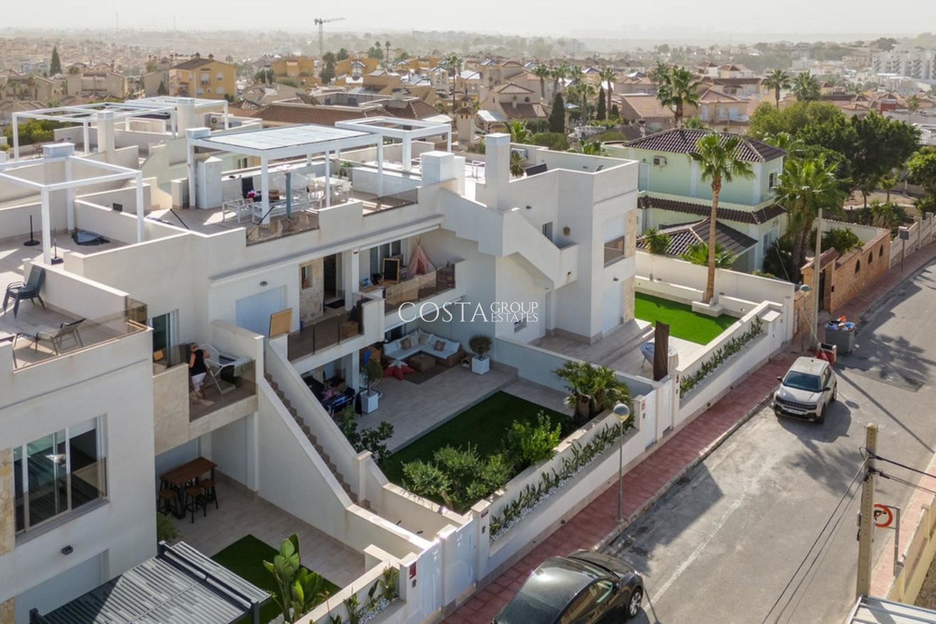 Resale - Apartments -
Orihuela Costa - La Florida