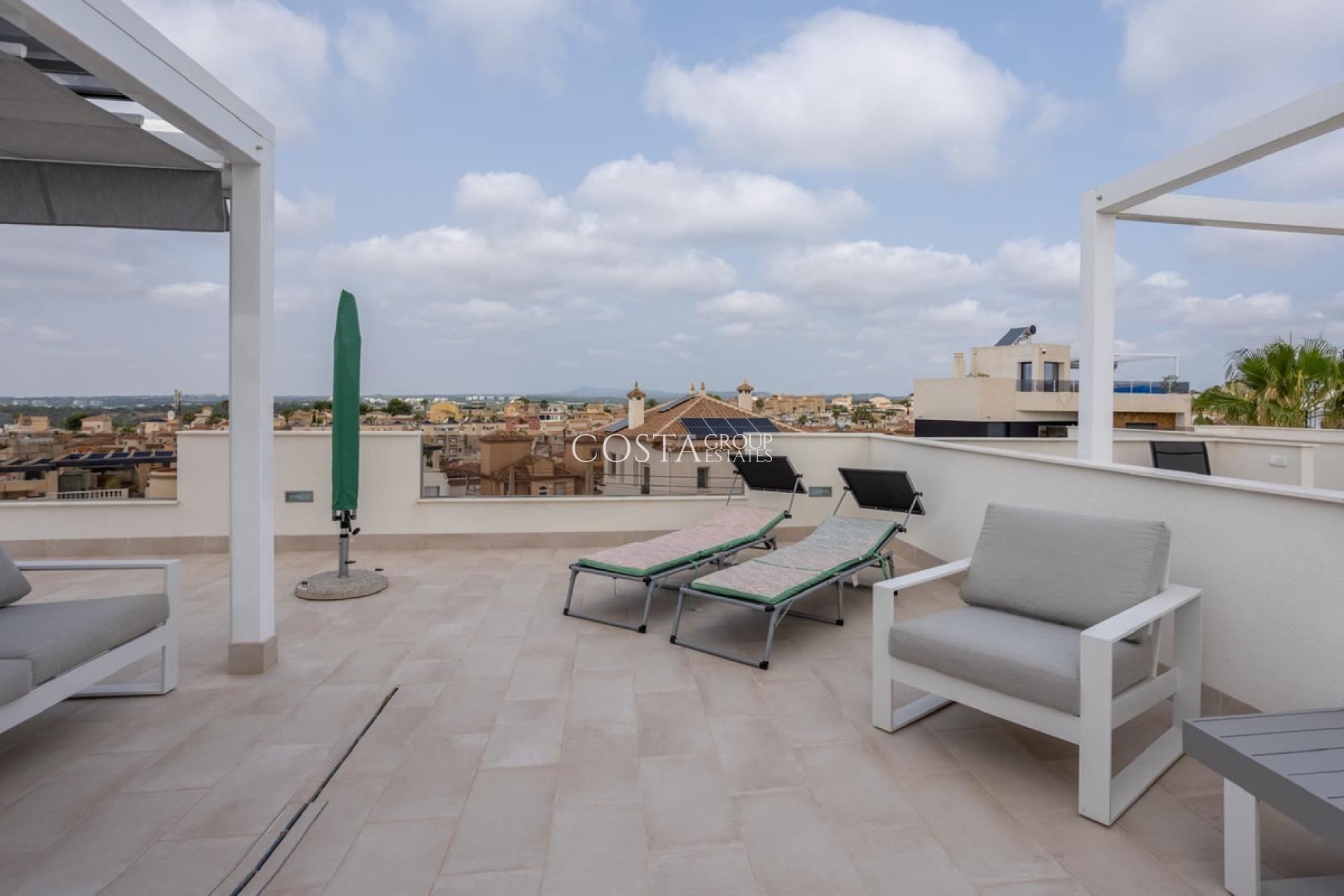 Resale - Apartments -
Orihuela Costa - La Florida