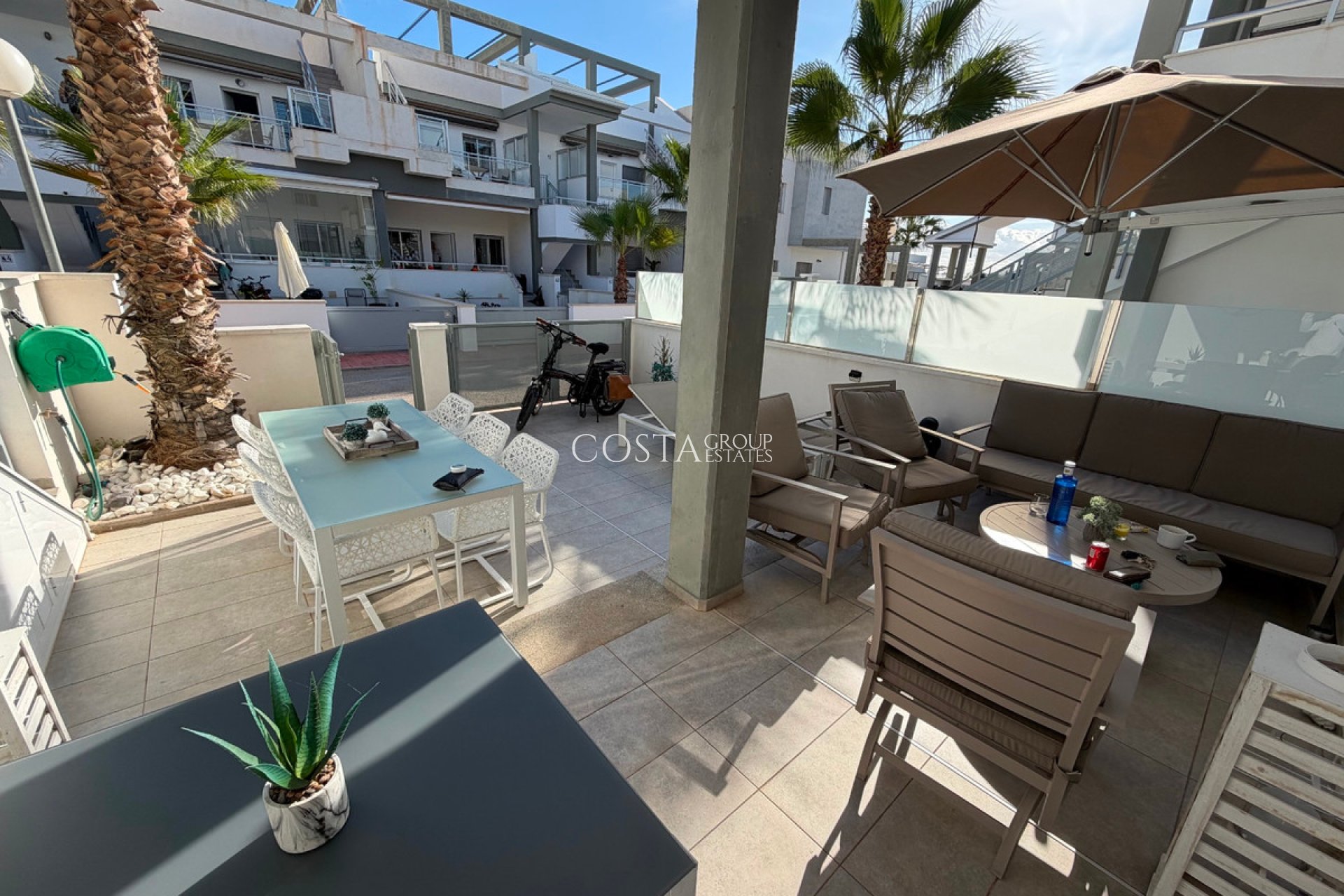 Resale - Apartments -
Orihuela Costa - La Florida