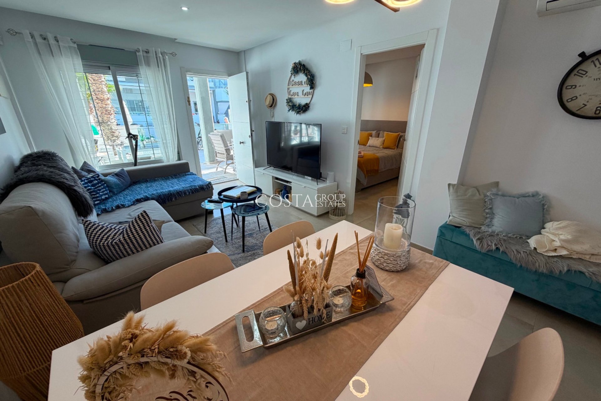 Resale - Apartments -
Orihuela Costa - La Florida