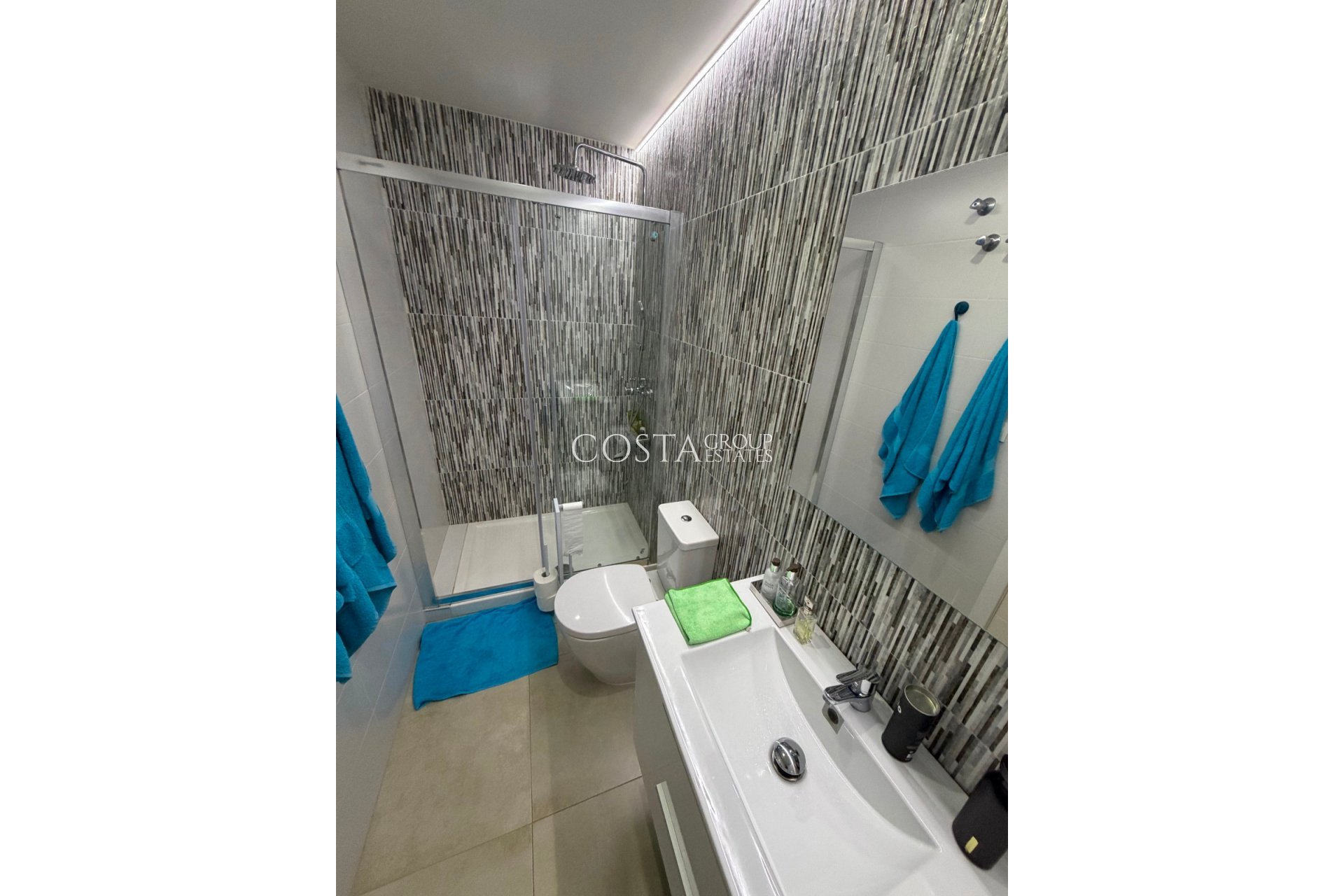 Resale - Apartments -
Orihuela Costa - La Florida