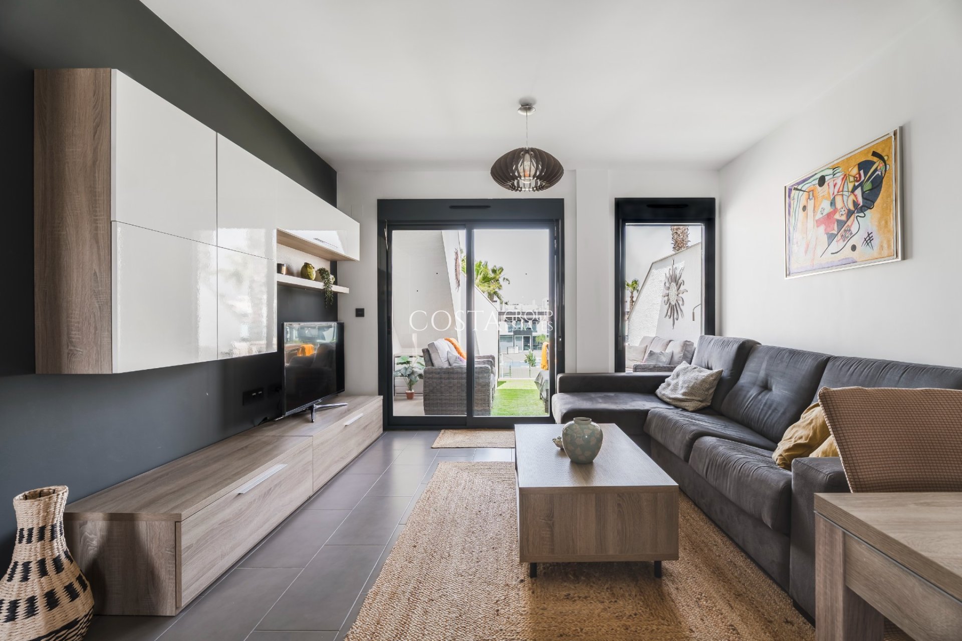 Resale - Apartments -
Orihuela Costa - La Zenia