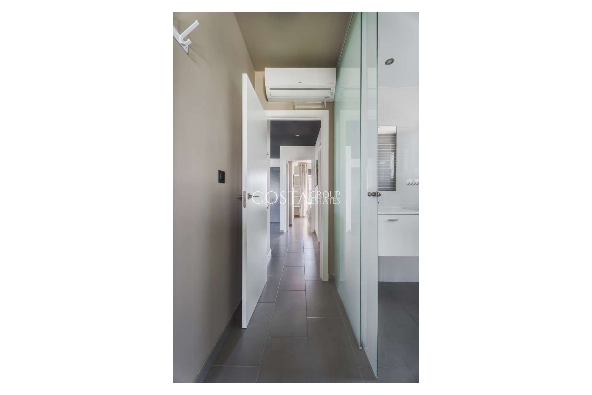 Resale - Apartments -
Orihuela Costa - La Zenia