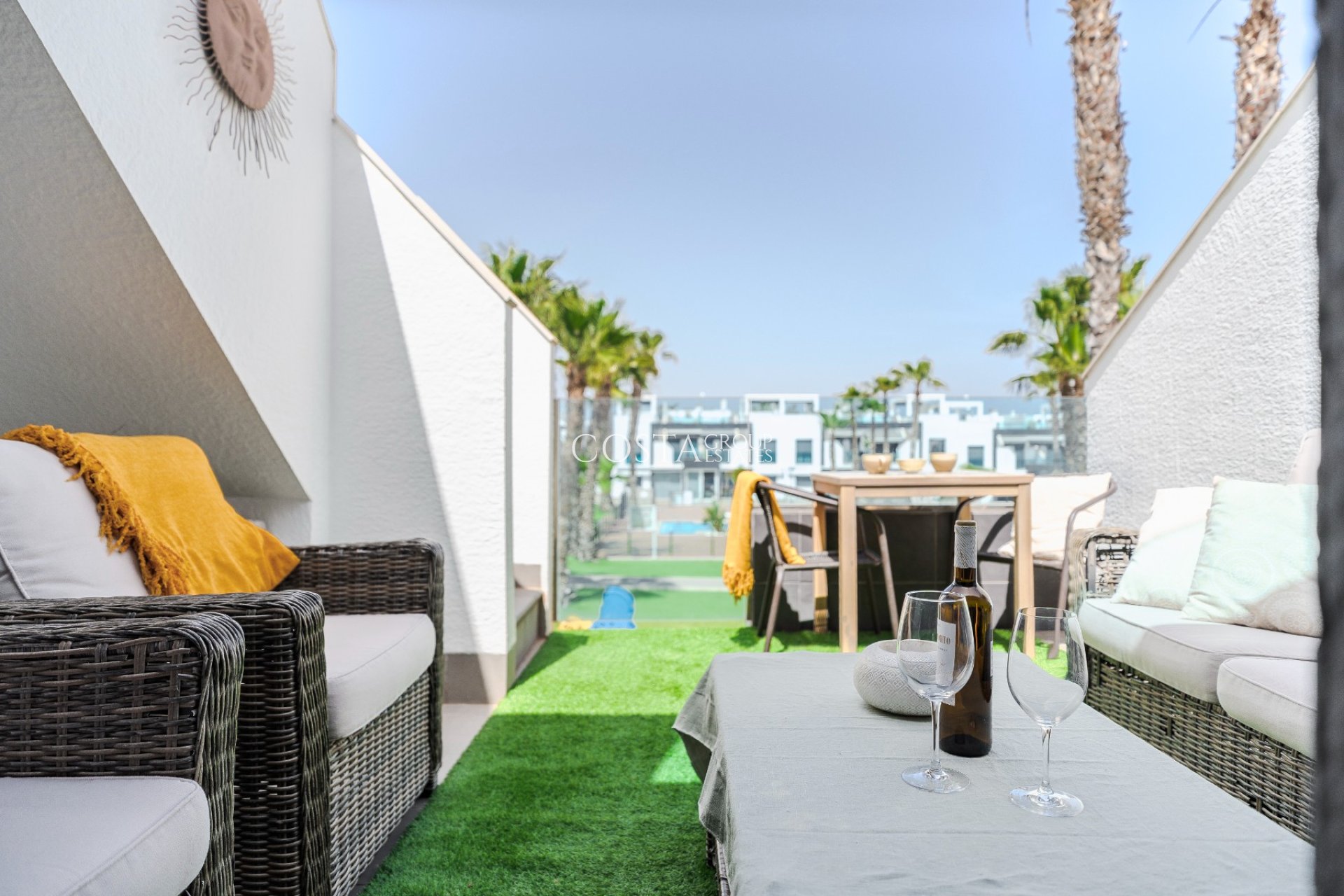 Resale - Apartments -
Orihuela Costa - La Zenia