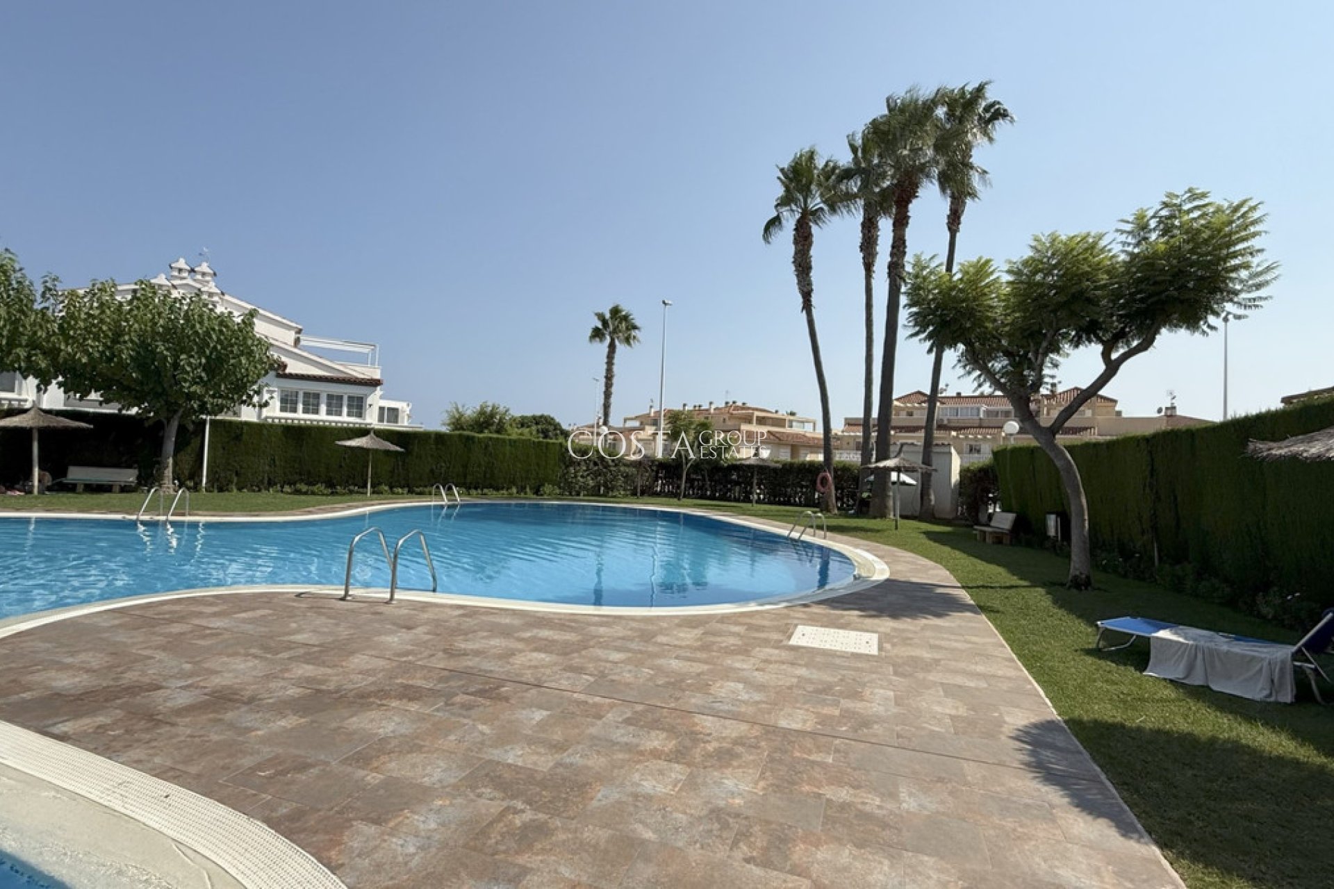 Resale - Apartments -
Orihuela Costa - La Zenia