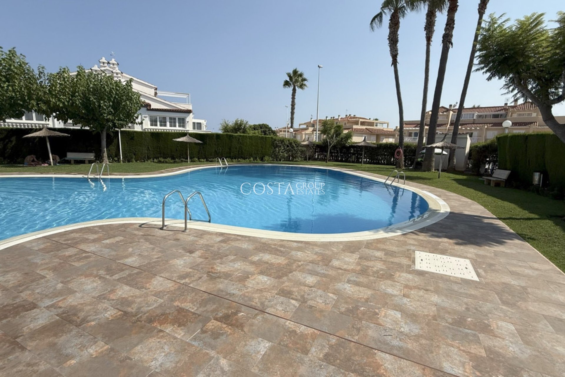Resale - Apartments -
Orihuela Costa - La Zenia
