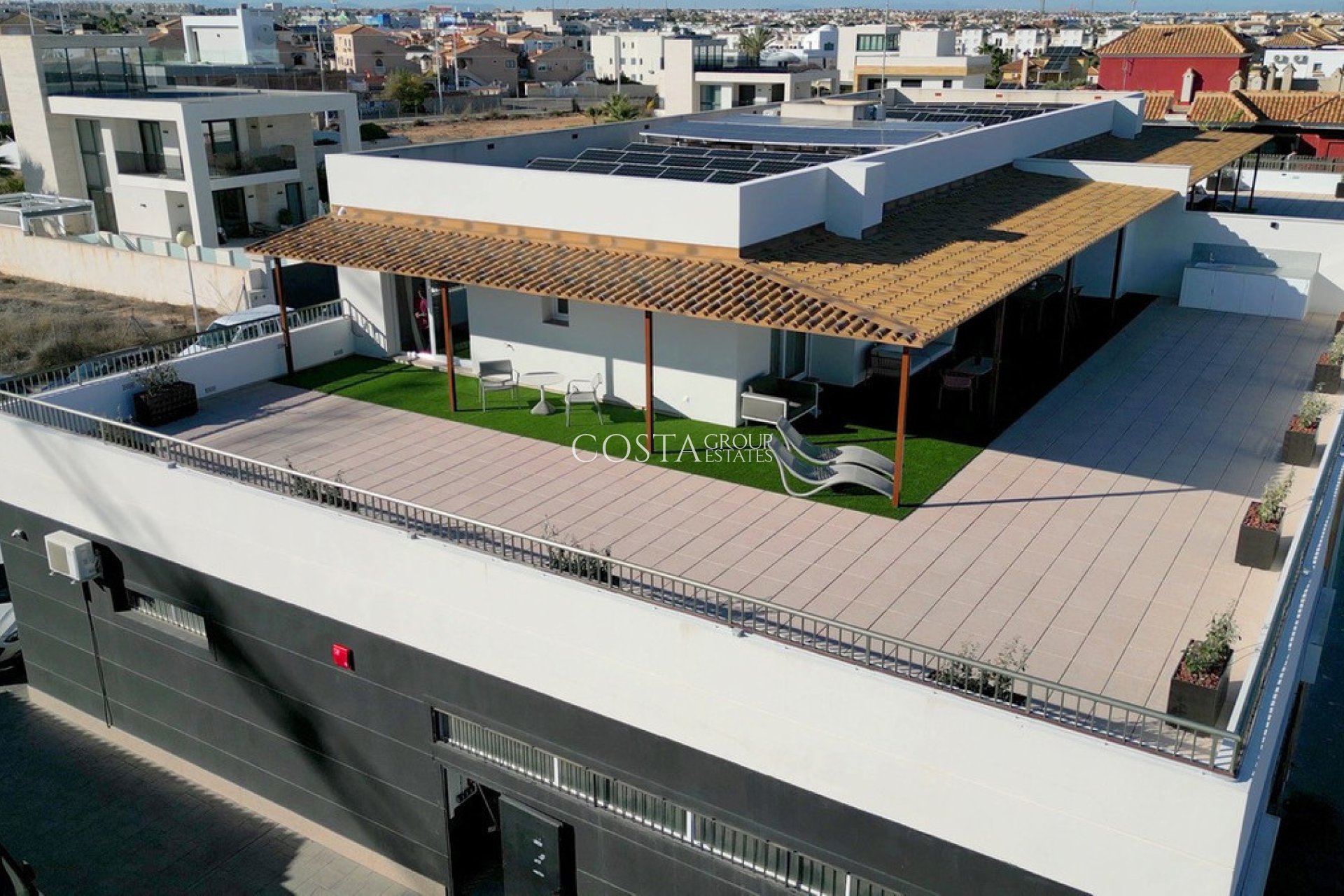 Resale - Apartments -
Orihuela Costa - La Zenia