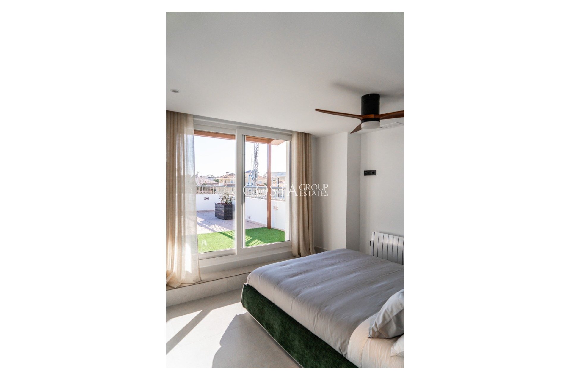 Resale - Apartments -
Orihuela Costa - La Zenia