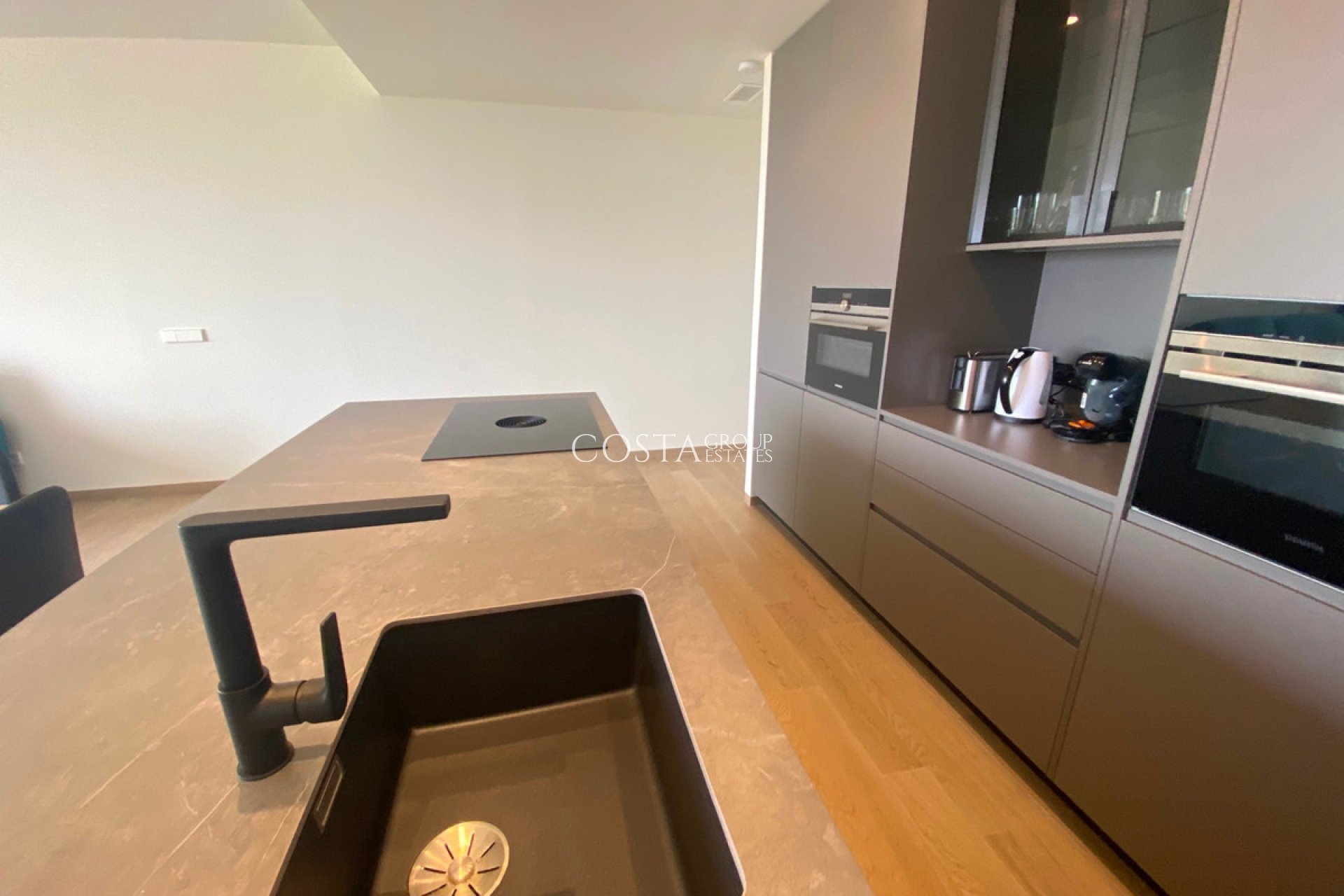 Resale - Apartments -
Orihuela Costa - Las Colinas Golf