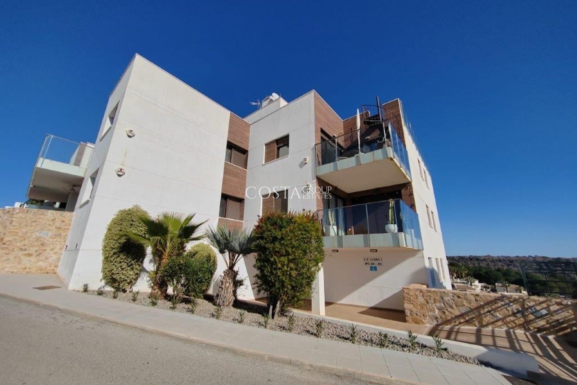 Resale - Apartments -
Orihuela Costa - Las Ramblas