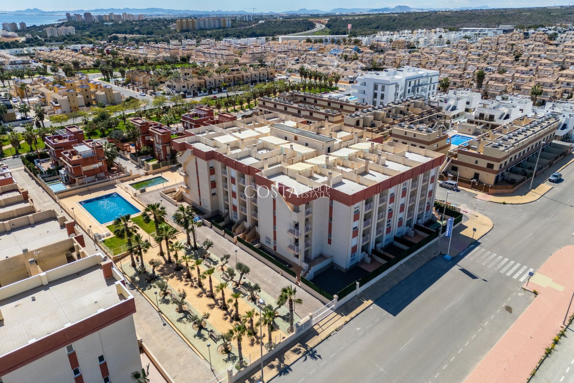 Resale - Apartments -
Orihuela Costa - Lomas de Cabo Roig