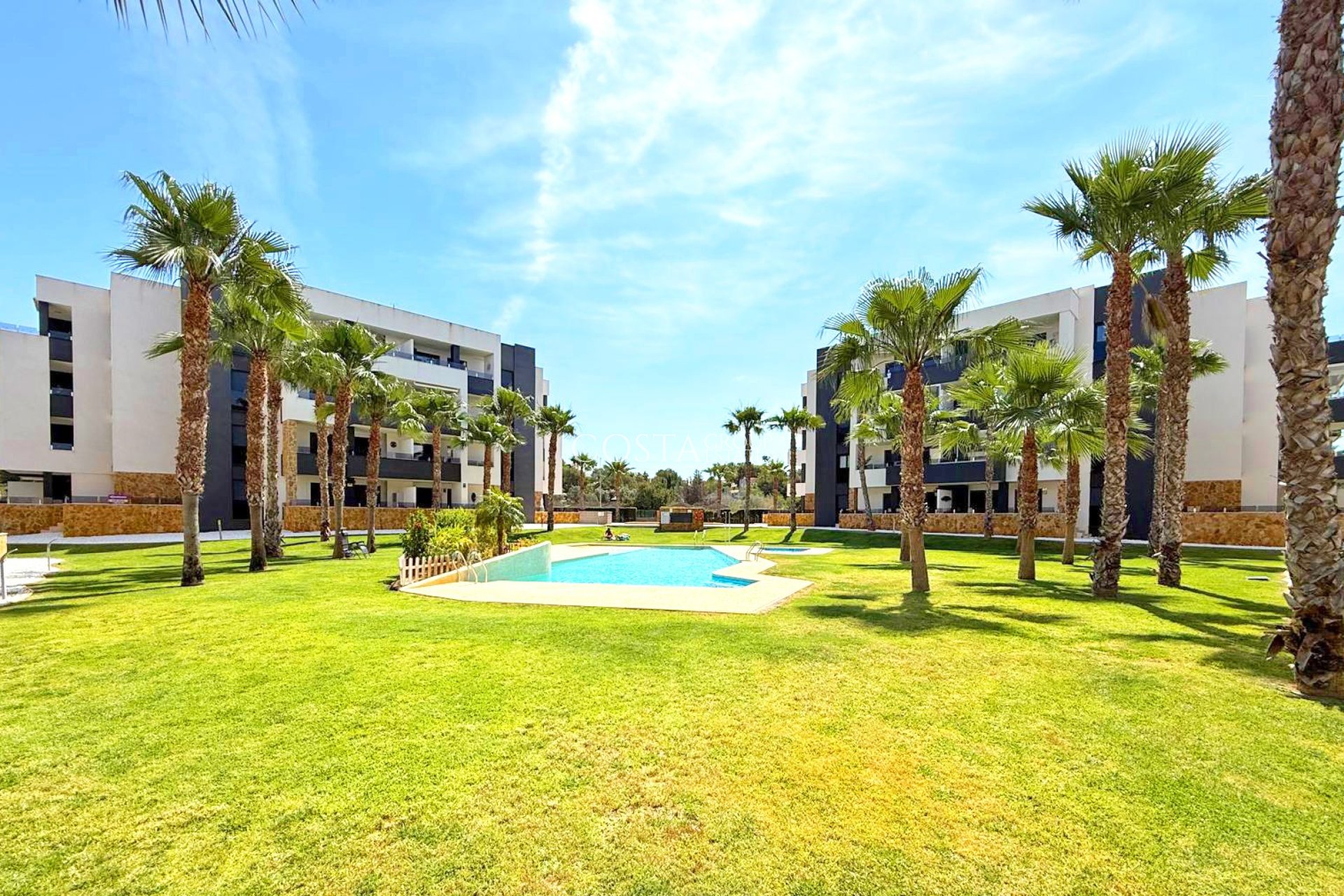 Resale - Apartments -
Orihuela Costa - Los Altos