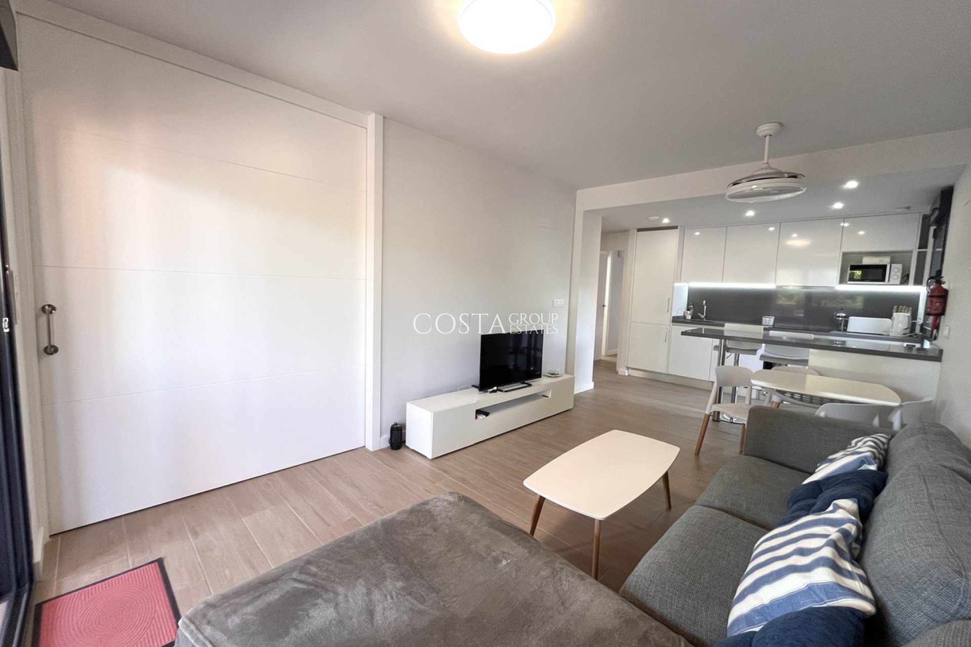 Resale - Apartments -
Orihuela Costa - Los Dolses