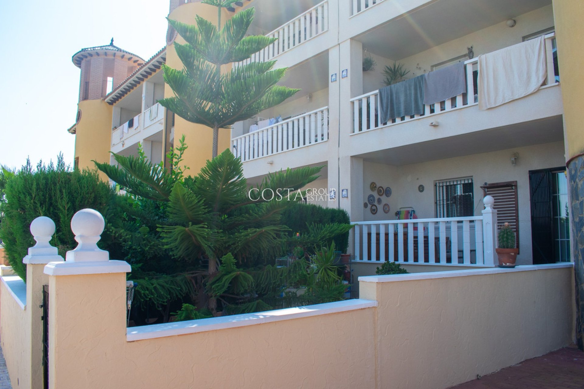Resale - Apartments -
Orihuela Costa - Los Dolses
