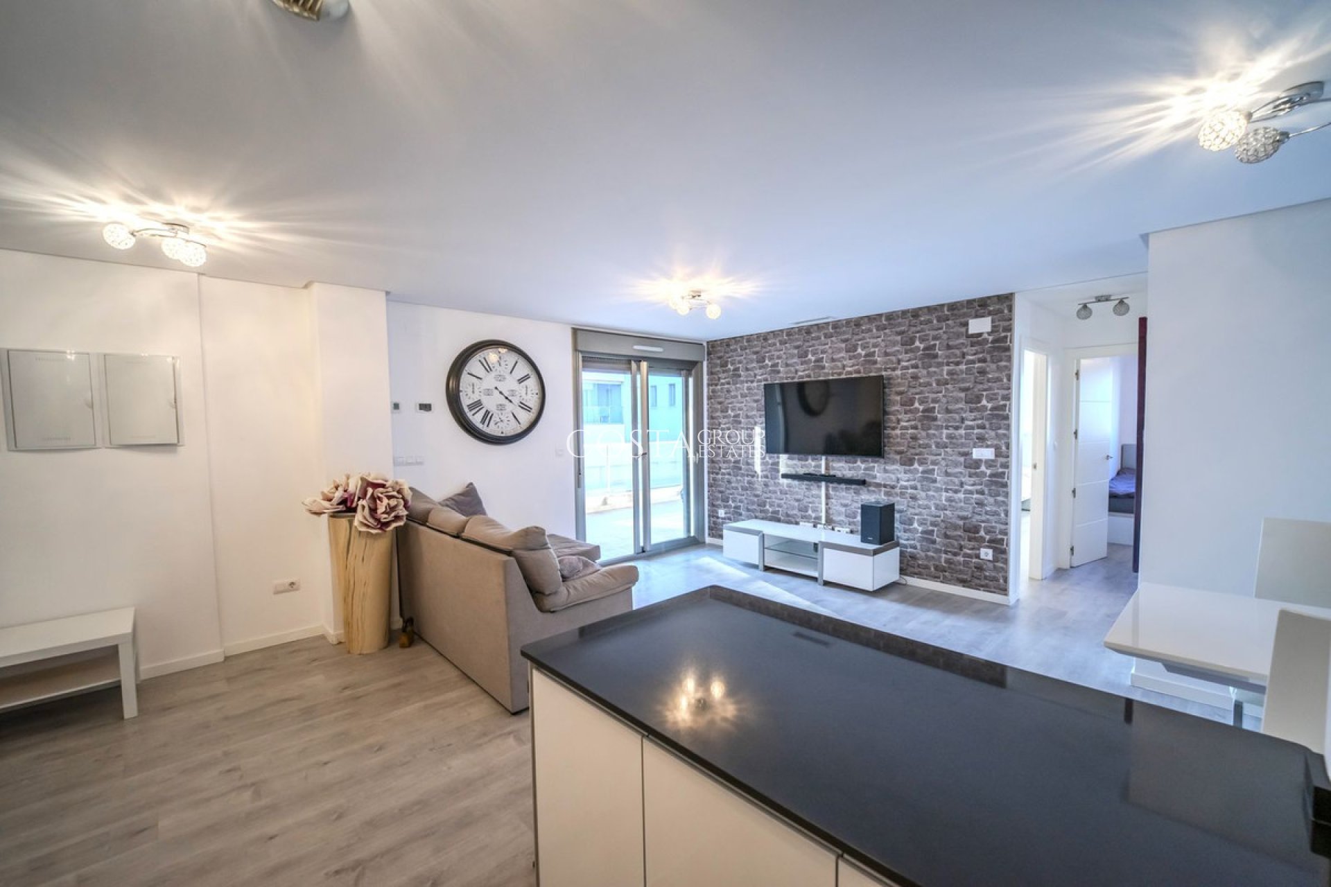 Resale - Apartments -
Orihuela Costa - Los Dolses