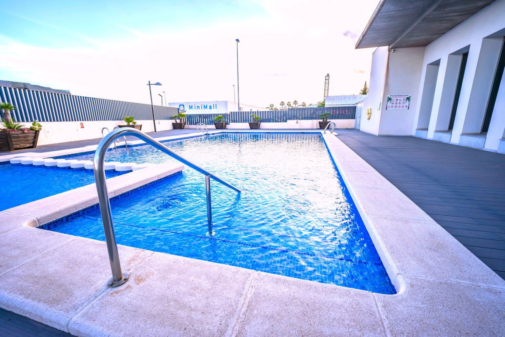 Resale - Apartments -
Orihuela Costa - Los Dolses