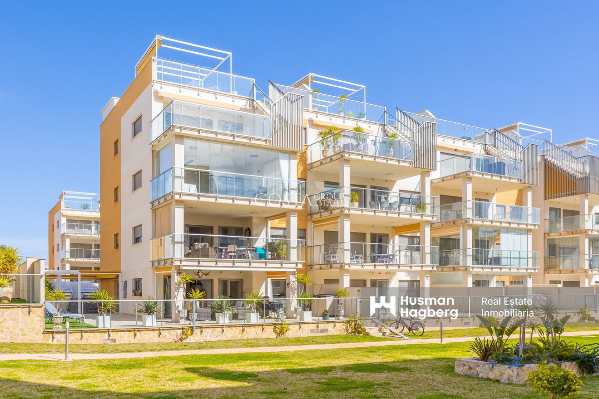 Resale - Apartments -
Orihuela Costa - Los Dolses