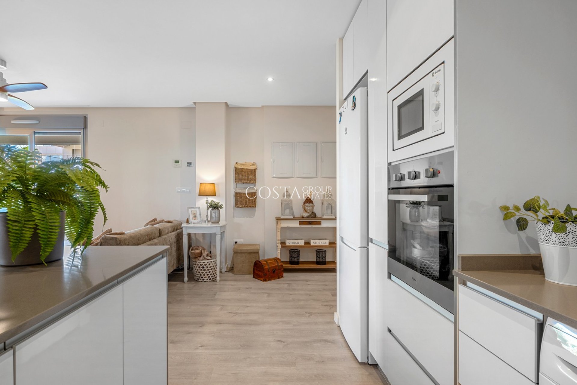 Resale - Apartments -
Orihuela Costa - Los Dolses