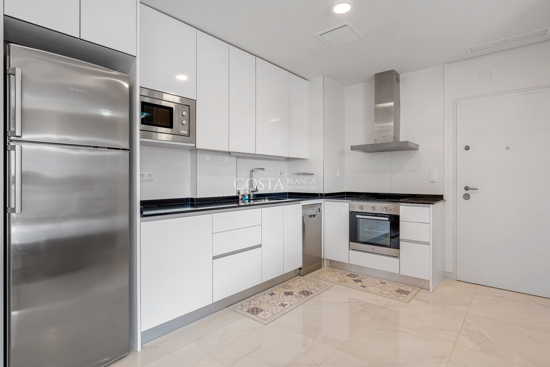 Resale - Apartments -
Orihuela Costa - Los Dolses