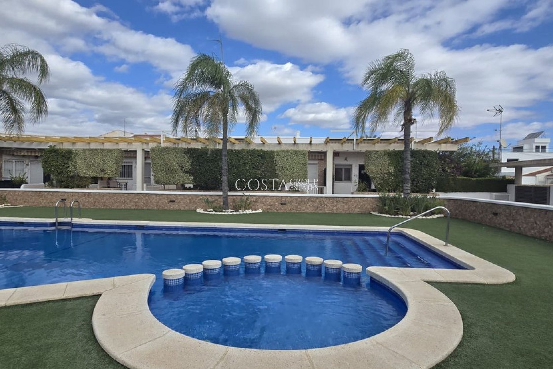 Resale - Apartments -
Orihuela Costa - Mil Palmeras