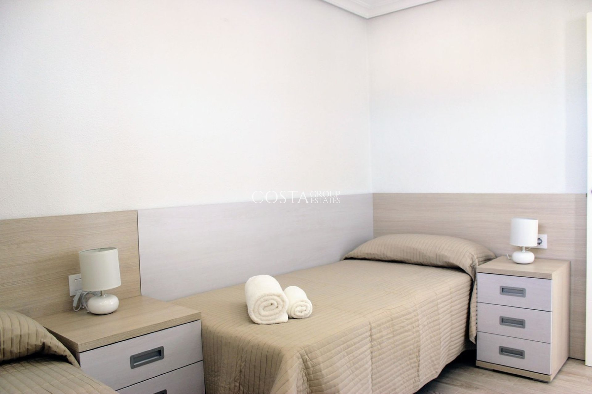 Resale - Apartments -
Orihuela Costa - Mil Palmeras