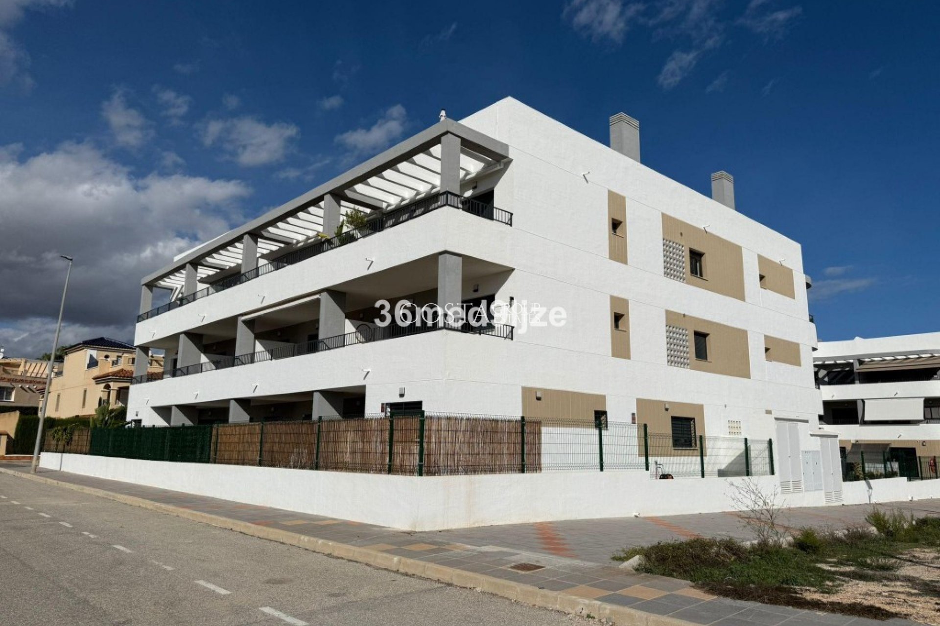 Resale - Apartments -
Orihuela Costa - Mil Palmeras