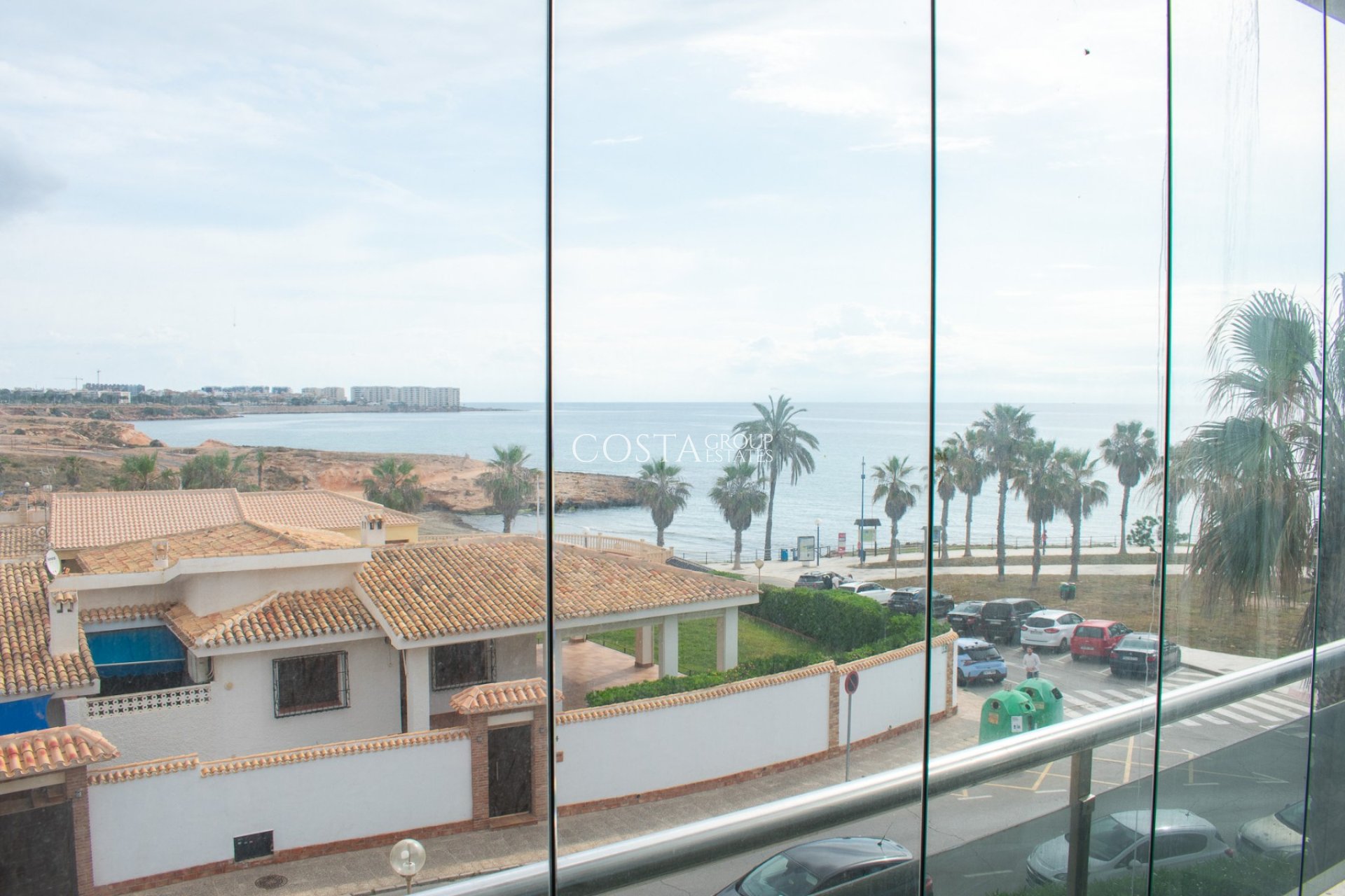 Resale - Apartments -
Orihuela Costa - Playa Flamenca