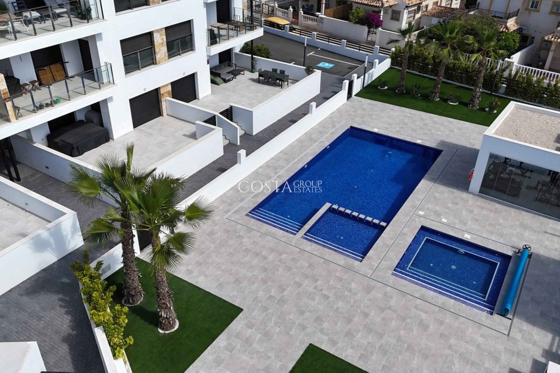 Resale - Apartments -
Orihuela Costa - Playa Flamenca