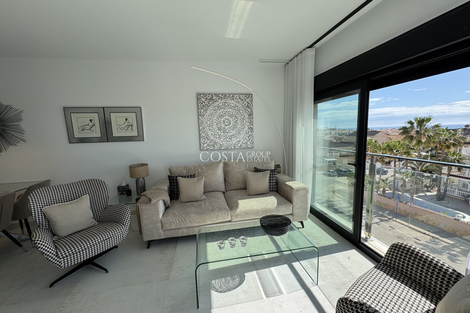 Resale - Apartments -
Orihuela Costa - Playa Flamenca