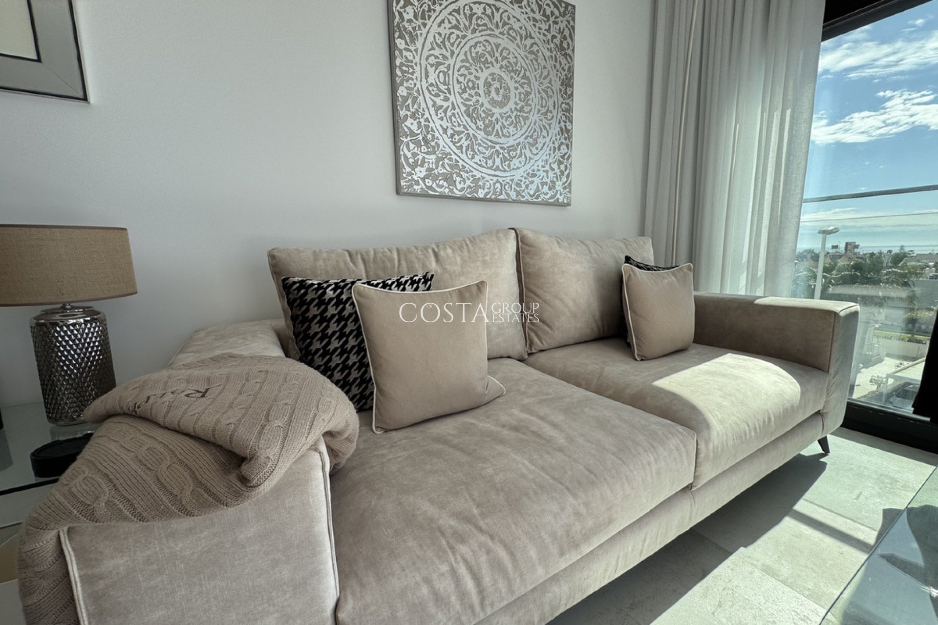 Resale - Apartments -
Orihuela Costa - Playa Flamenca