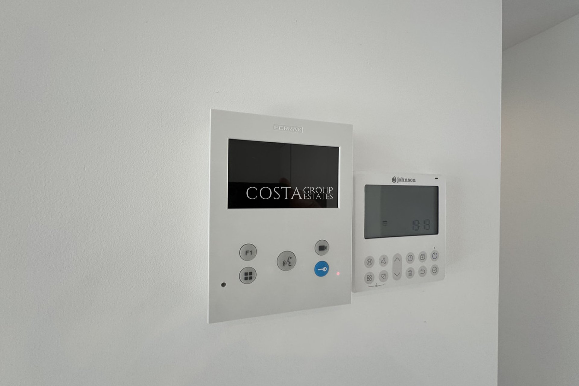 Resale - Apartments -
Orihuela Costa - Playa Flamenca