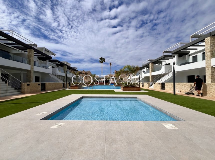 Resale - Apartments -
Orihuela Costa - Playa Flamenca