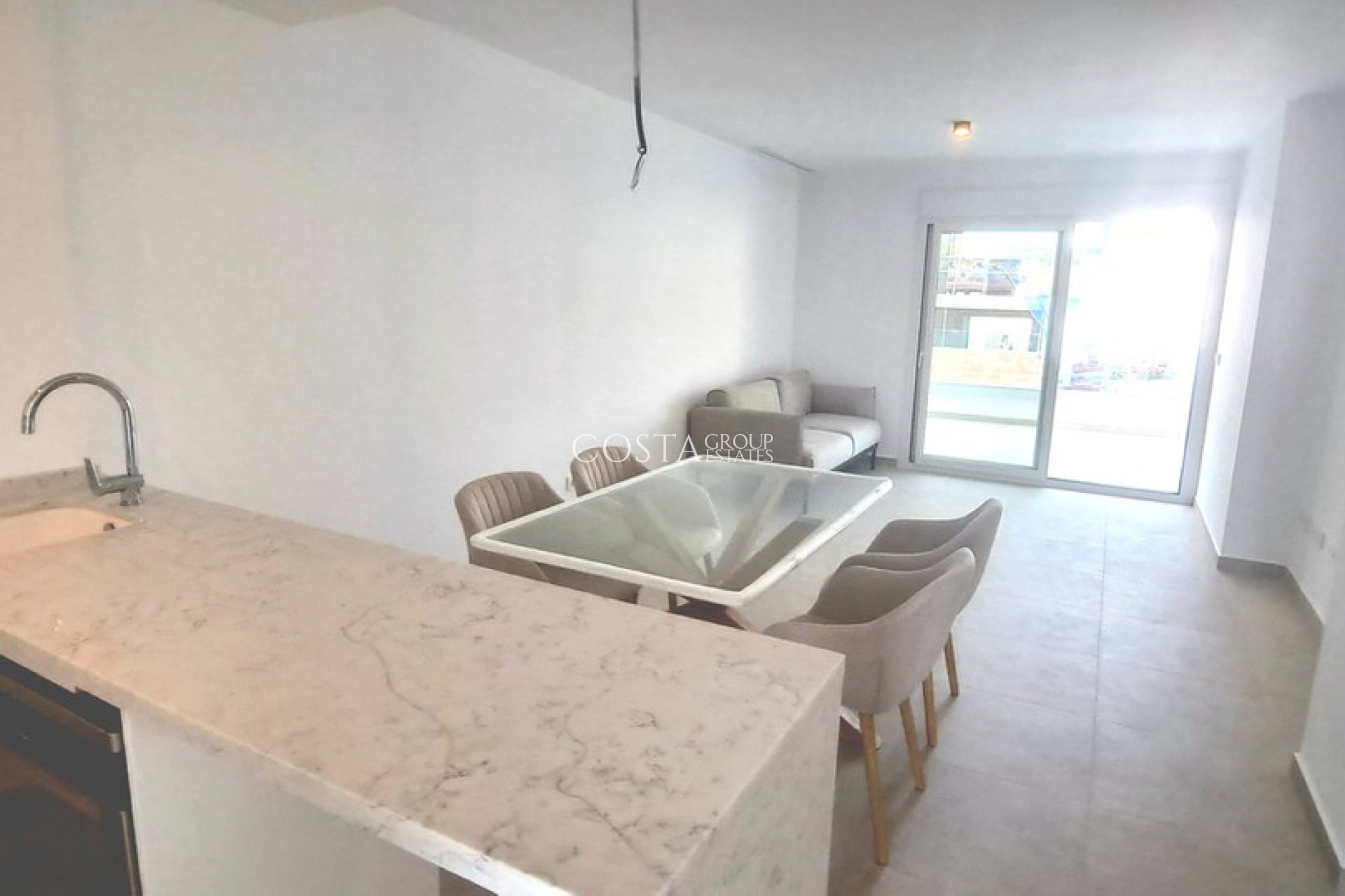 Resale - Apartments -
Orihuela Costa - Playa Flamenca