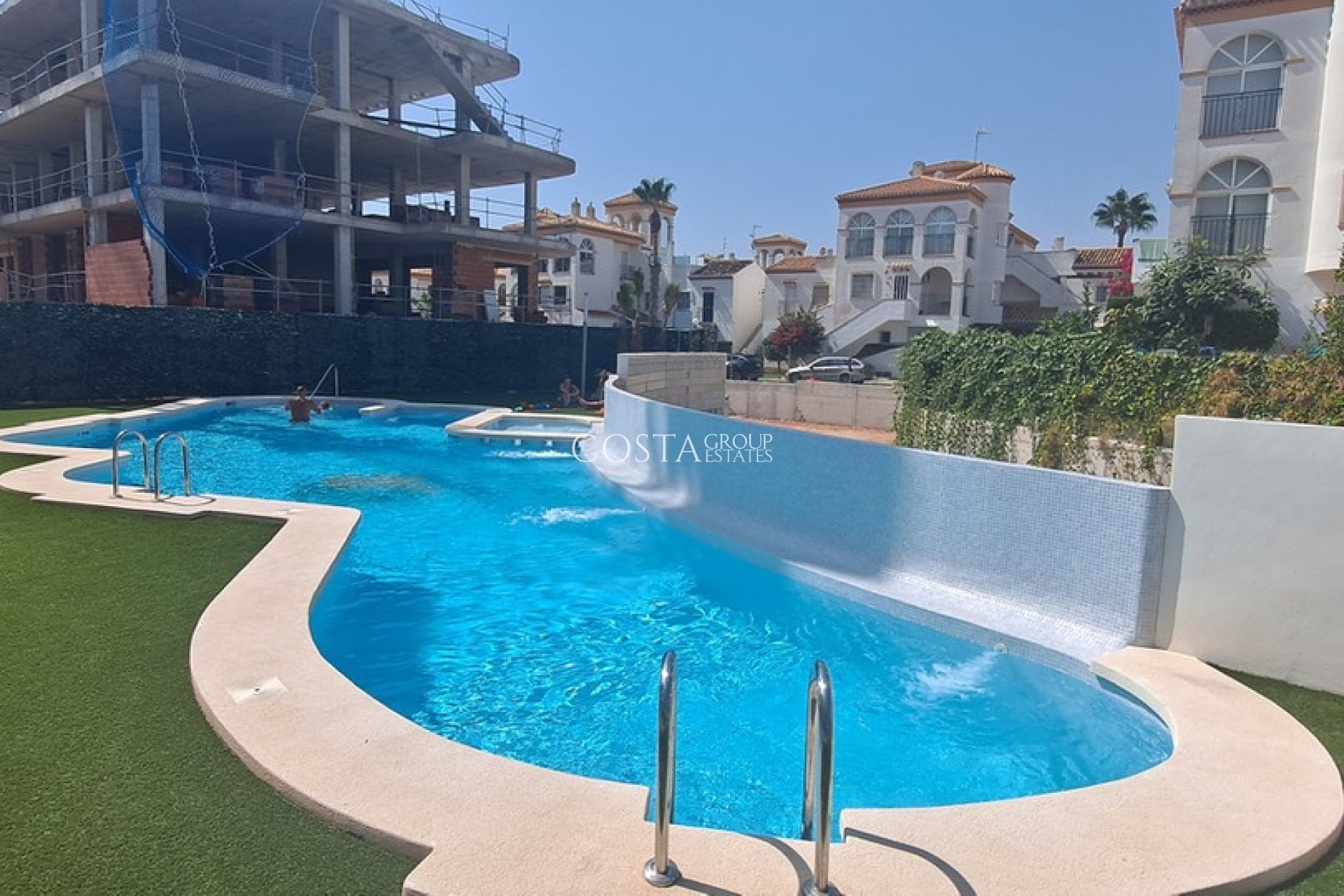 Resale - Apartments -
Orihuela Costa - Playa Flamenca