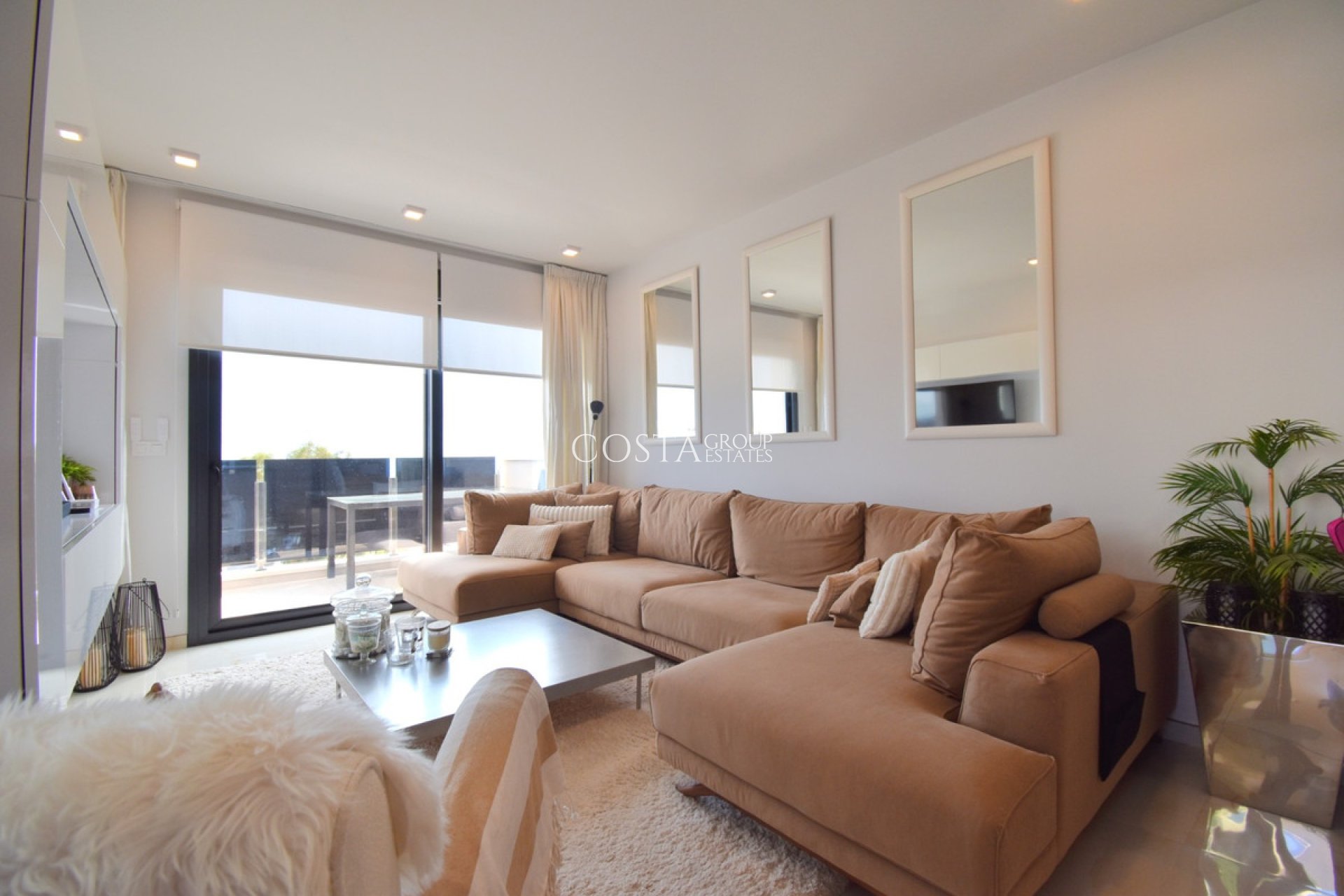 Resale - Apartments -
Orihuela Costa - Playa Flamenca