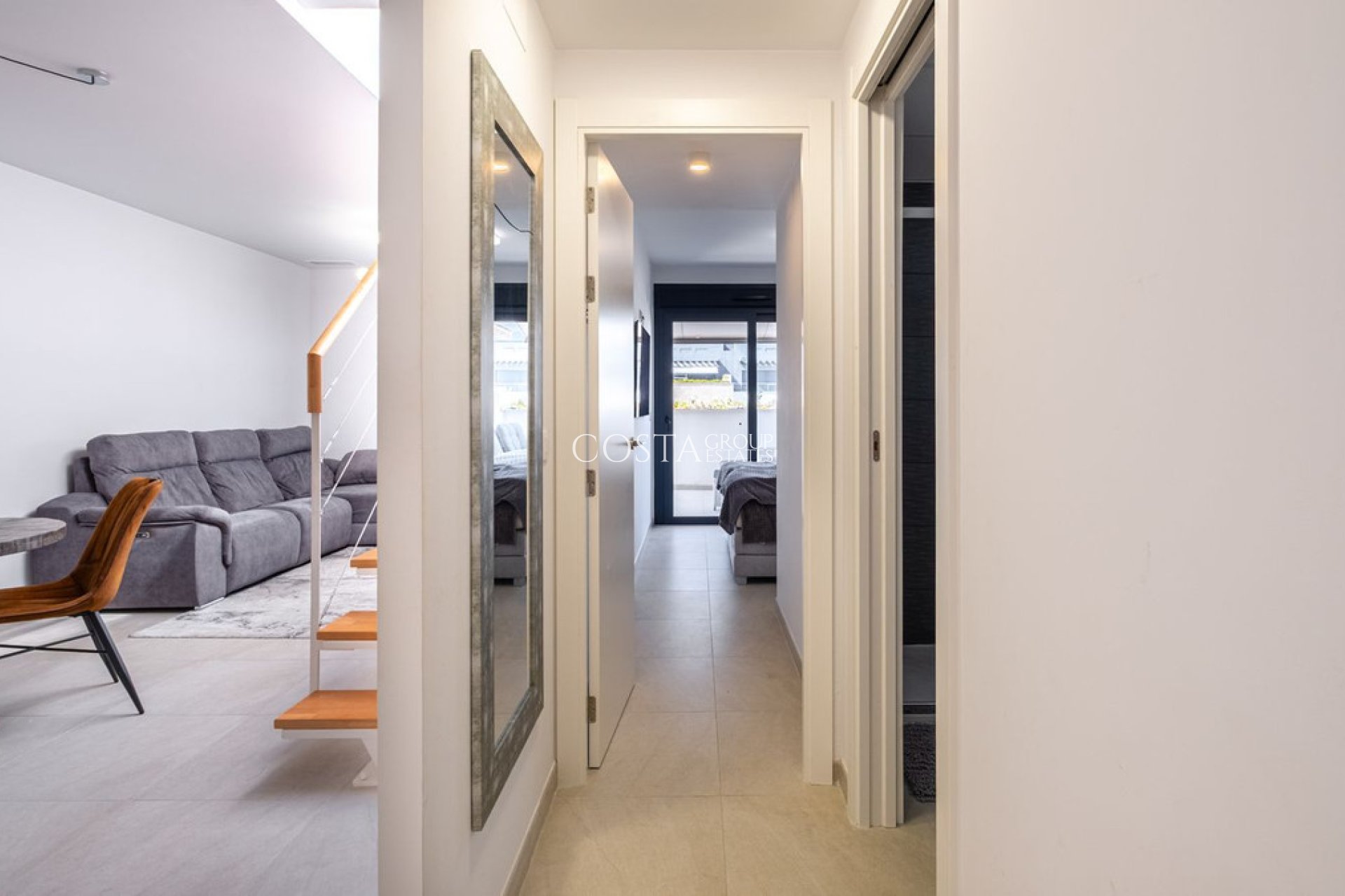 Resale - Apartments -
Orihuela Costa - Playa Flamenca