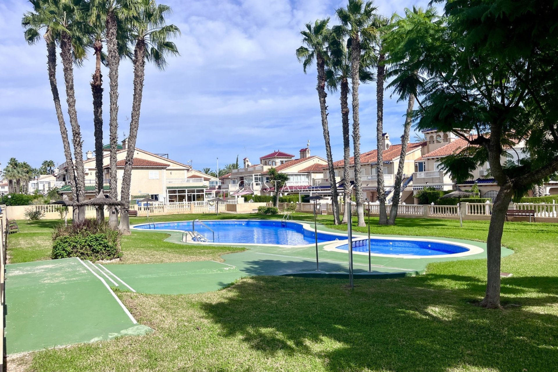 Resale - Apartments -
Orihuela Costa - Playa Flamenca