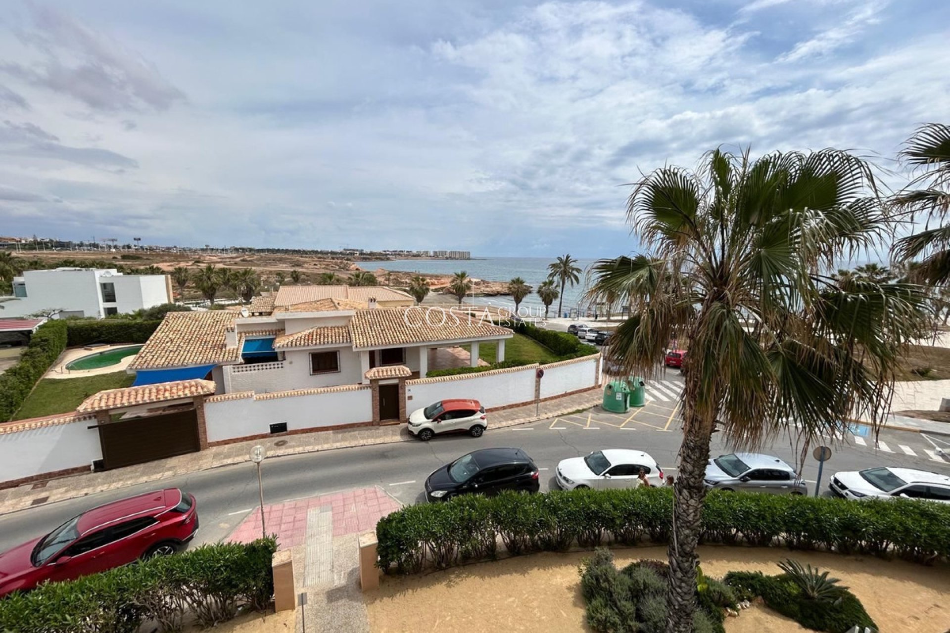 Resale - Apartments -
Orihuela Costa - Playa Flamenca