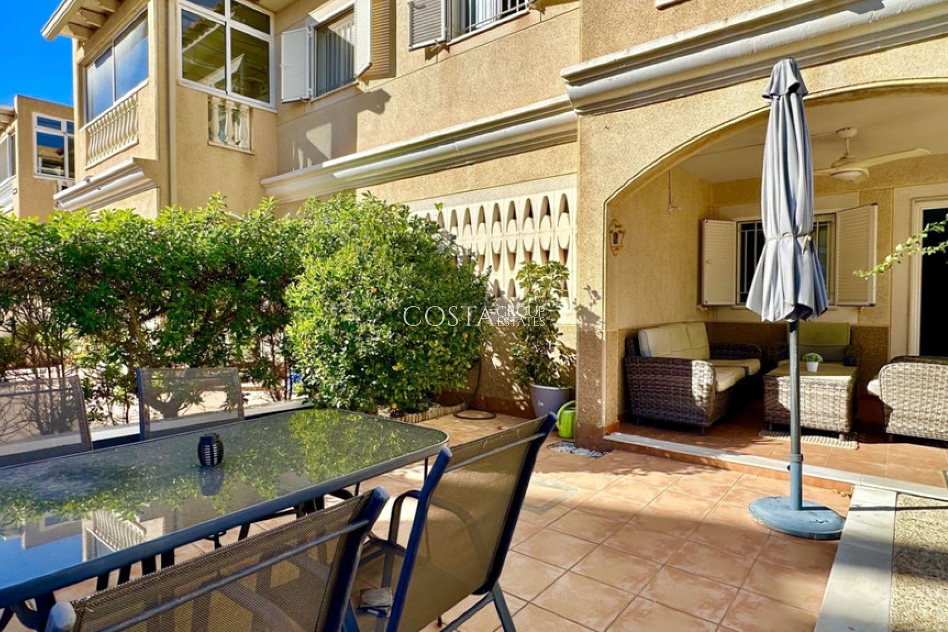 Resale - Apartments -
Orihuela Costa - Playa Flamenca