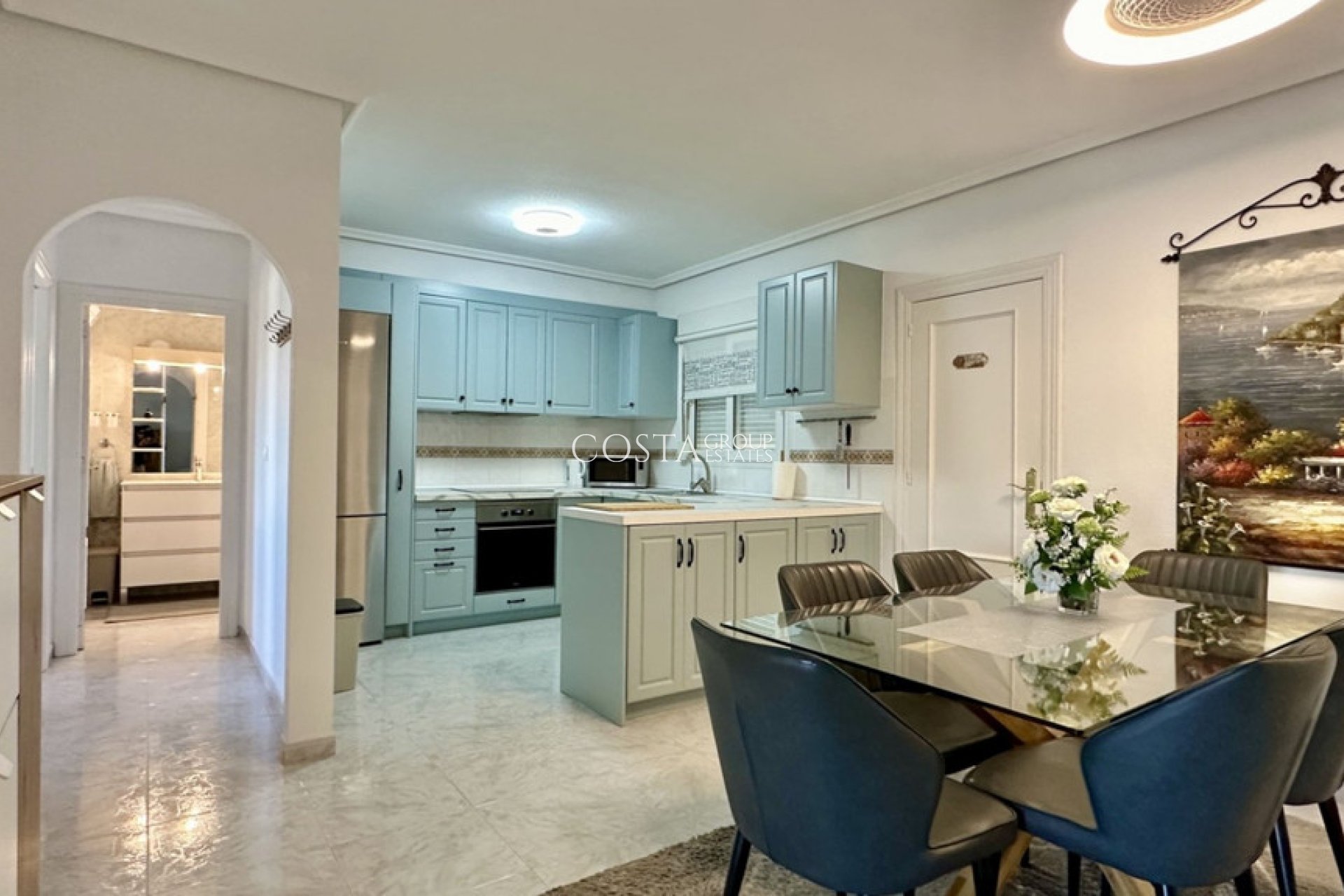 Resale - Apartments -
Orihuela Costa - Playa Flamenca